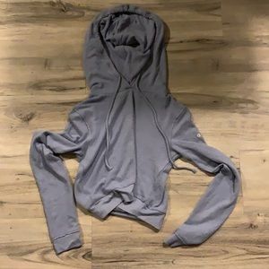 alo cropped sweatshirt